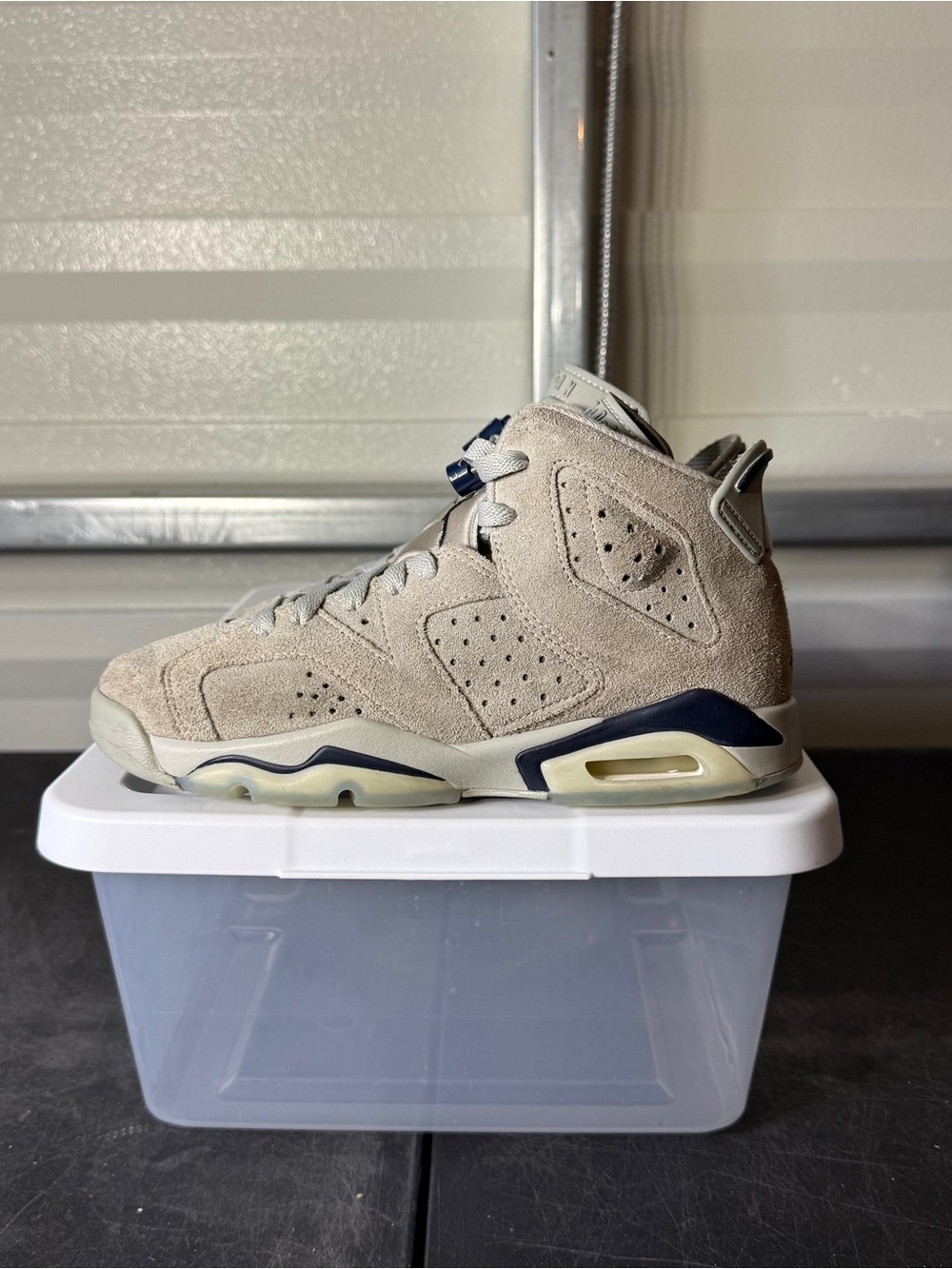 Size 4.5Y - Air Jordan 6 Georgetown